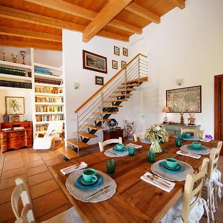 Oda ve Kahvaltı Fonte Murata Portoferraio